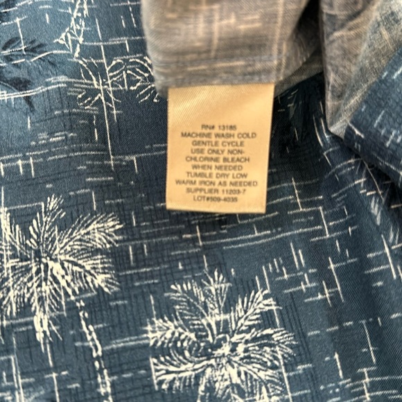 Island Shores Button Up Short Sleeve Shirt Size XL - Picture 5 of 6